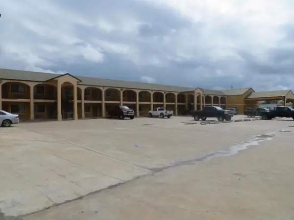La Grange Executive Inn and Suites Main image