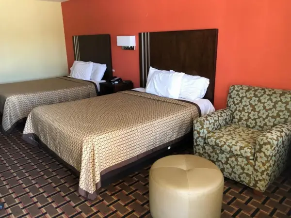 La Grange Executive Inn and Suites Main image